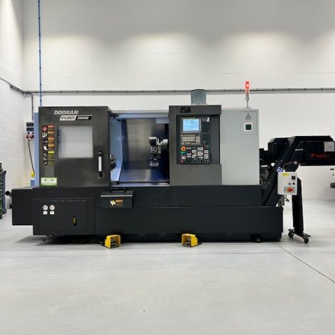Doosan Puma 2600 M